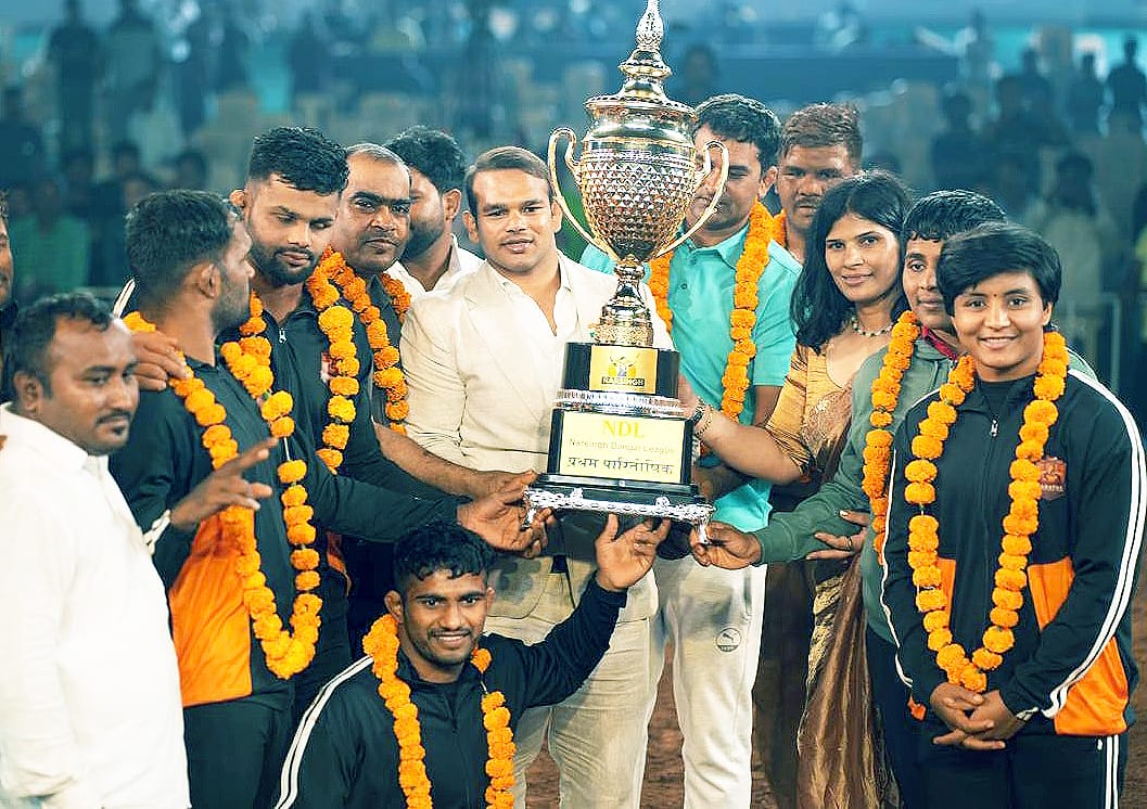 ‘नरसिंह यादव दंगल लीग’ कुस्ती स्पर्धेत महाराष्ट्र अजिंक्यपद पटकावले. Voice of eastern