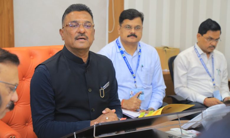 परिवहन मंत्री प्रताप सरनाईक voice of eastern