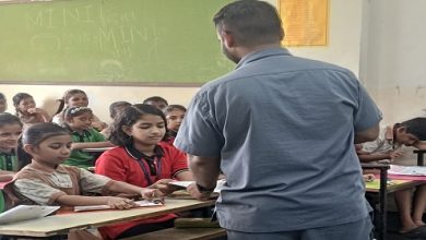 पॅट परीक्षेत सफाई कर्मचारी पर्यवेक्षक voice of eastern